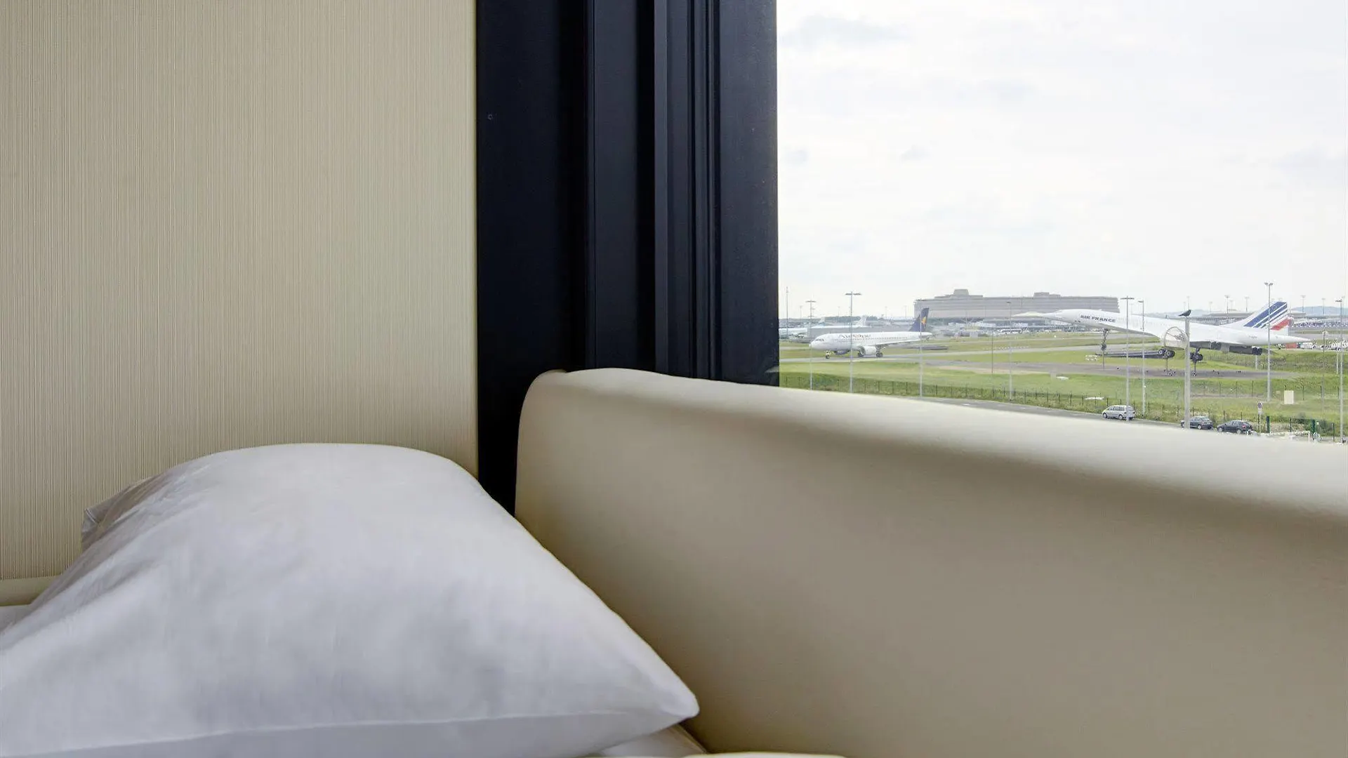 Citizenm Paris Charles De Gaulle Airport Hotel Le Mesnil-Amelot